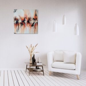 Wildfire - abstract schilderij van de Belgische kunstenares Laetitia Nemery. Geschilderd op canvas in oranje, zwarte en witte tinten, met vleugjes goud. sterke contrasten en textuureffecten. Vertegenwoordigd in modern interieurontwerp. Online kunstgalerie.