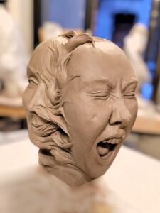 sculpture artiste belge laetitia nemery, surréalisme portrait bruxelles