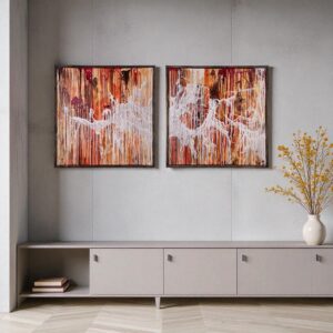 Overgang, Abstract tweeluik 2x 80x80 cm. Origineel schilderij op linnen doek. De Belgische kunstenaar brussels laetitia Nemery "Transition" hangt in een eigentijdse woonkamer met natuurlijk licht en een lichte houten vloer, waardoor het contrast van de kleuren wordt benadrukt.